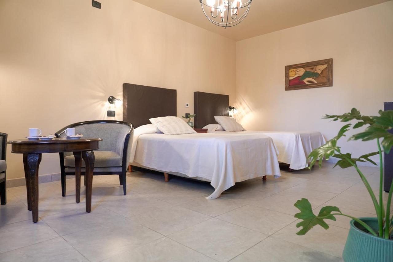 Petit Hotel El Alcanfor Funes Ngoại thất bức ảnh